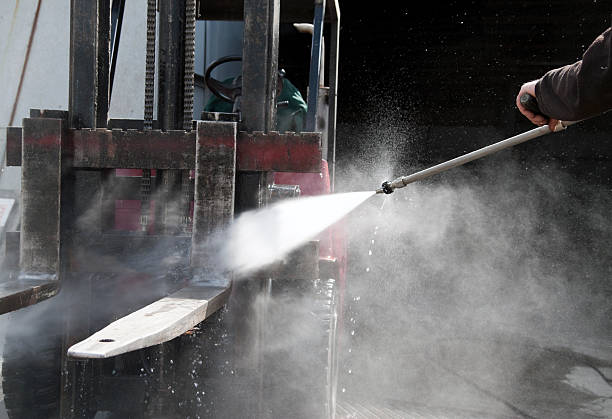 Best Fleet Vehicle Washing  in Montgomery, IL